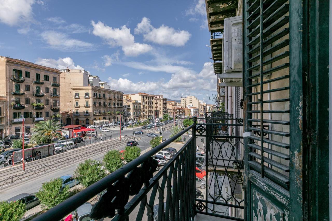 Corso Dei Mille Station Flat With Balcony Palermo Exterior foto