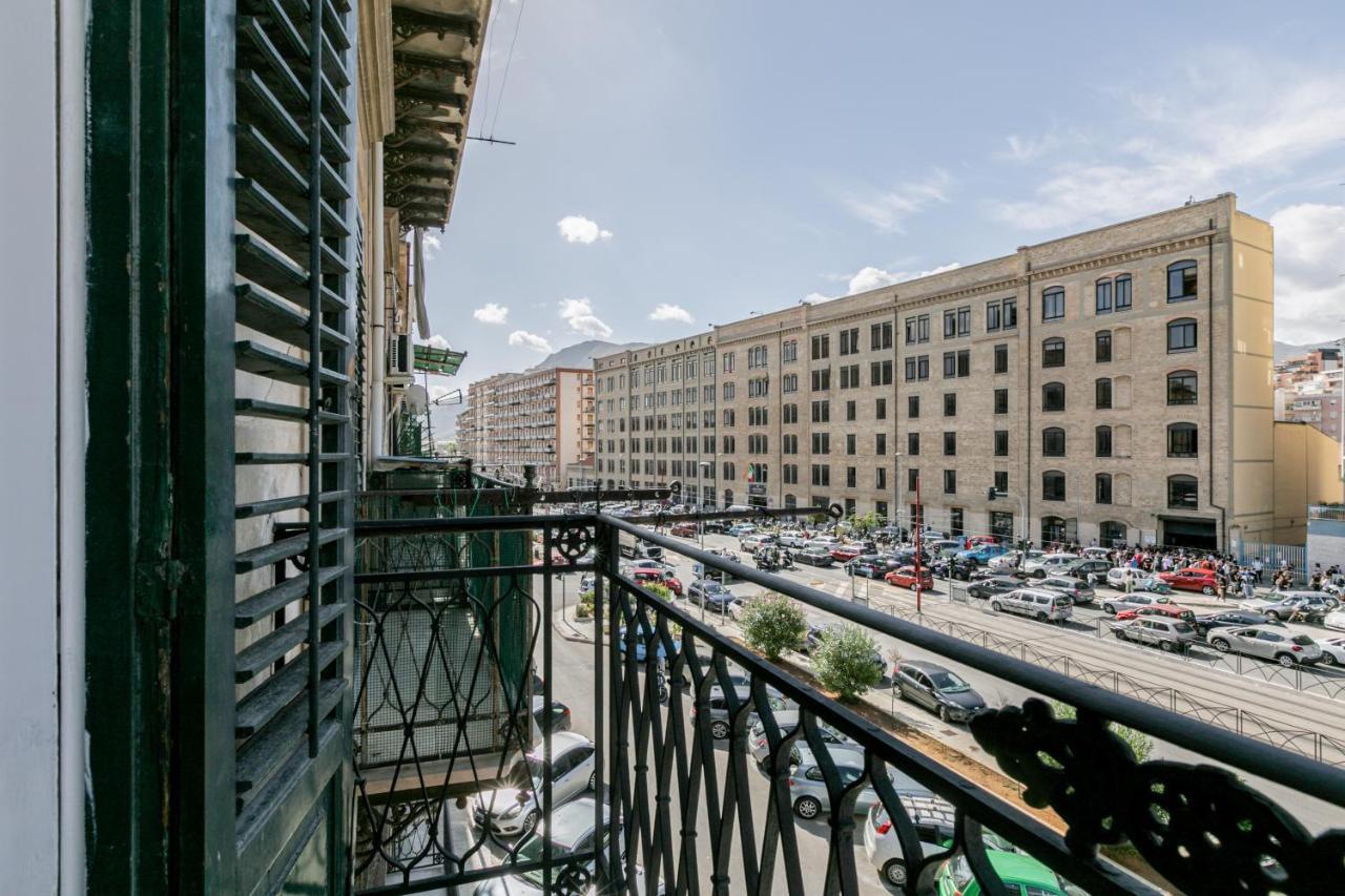 Corso Dei Mille Station Flat With Balcony Palermo Exterior foto