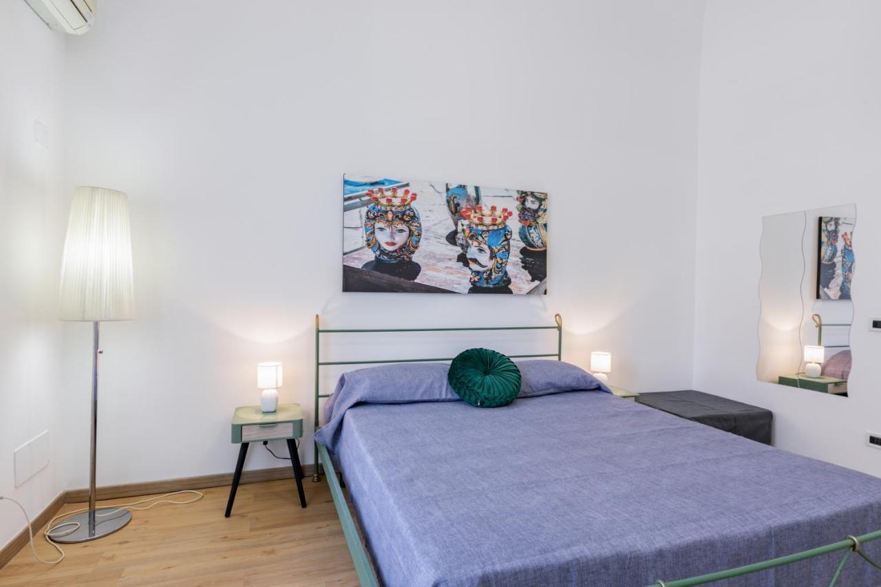 Corso Dei Mille Station Flat With Balcony Palermo Exterior foto